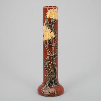 VAS, majolika, Kuznetsov,  Ryssland ca 1900.