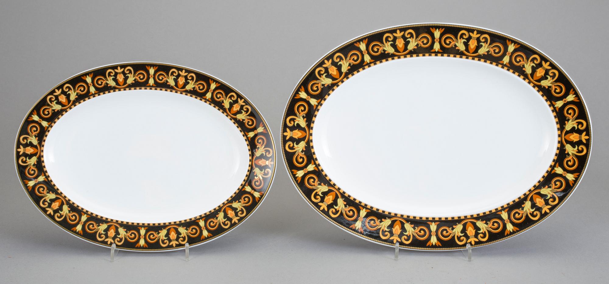 SERVISDELAR, 45st, porslin, mestadels "Barocco", Versace för Rosenthal.