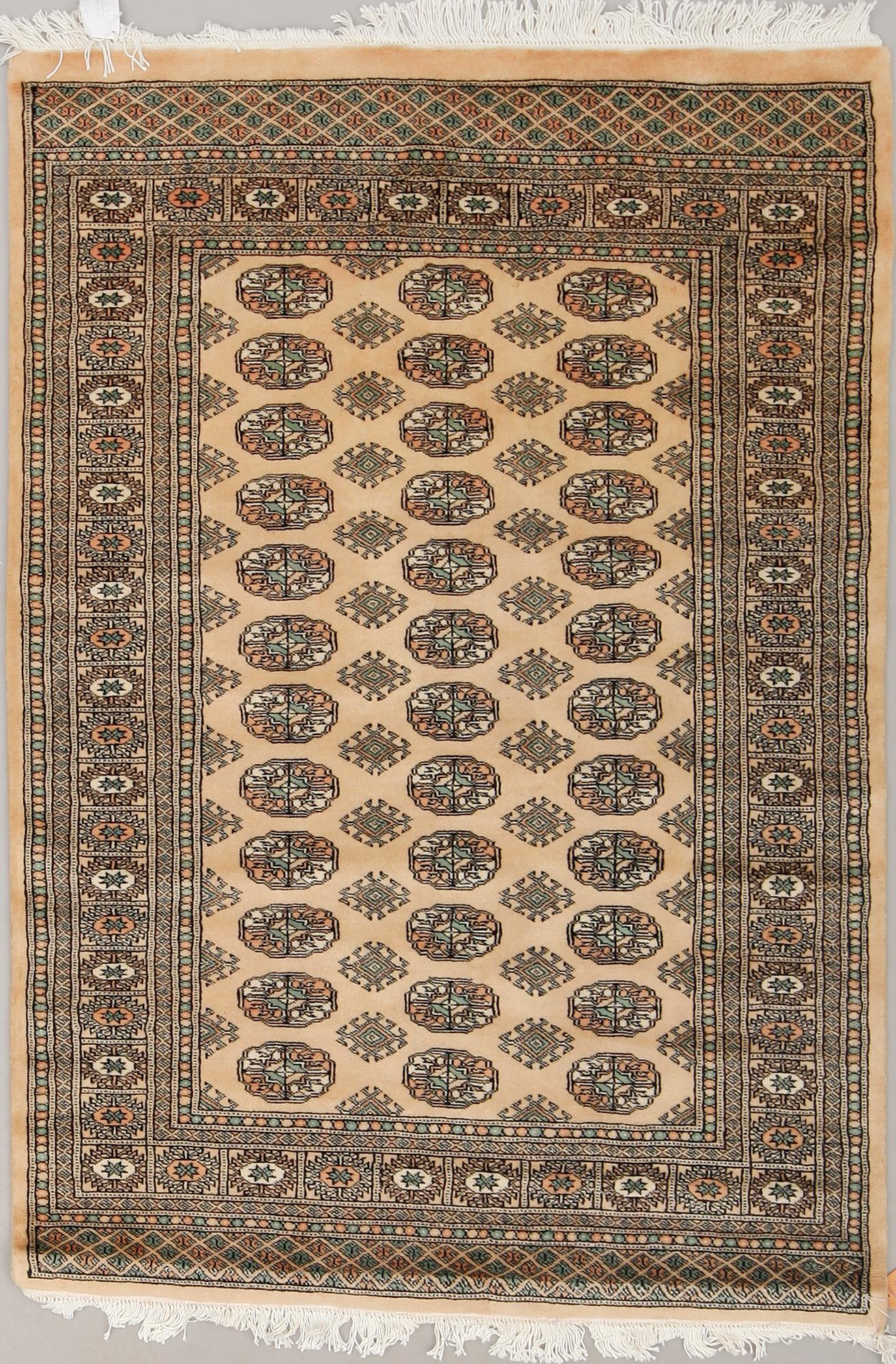 MATTA, orientalisk, ca 182 x 125 cm.