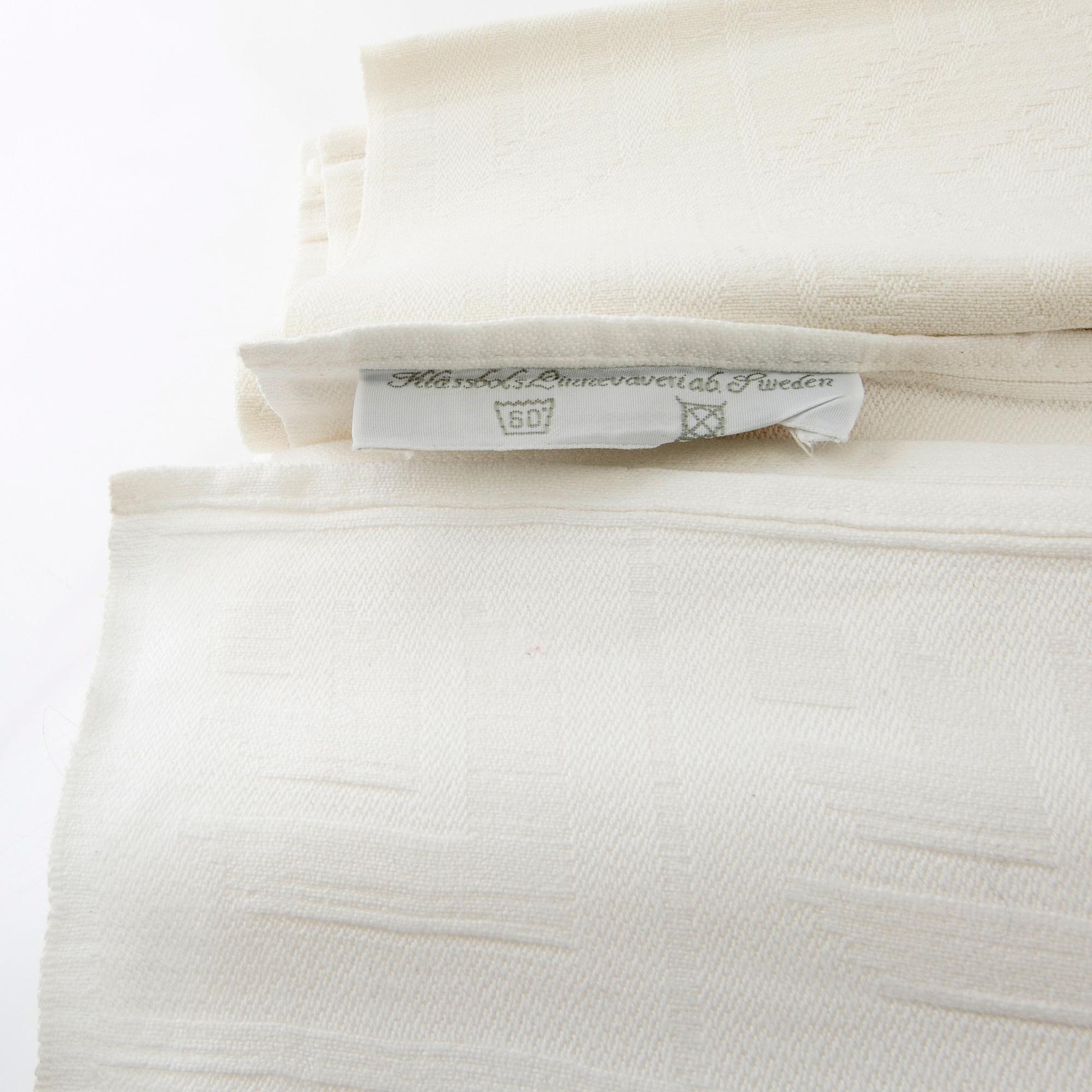 Duk med servietter 13+2 st "Druvklasen" linnedamast Klässbols linneväveri.