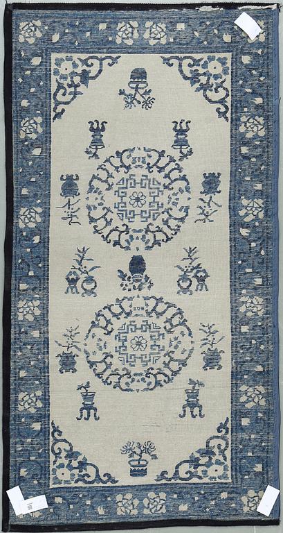 MATTA, semiantik Kina. Ca 171 x 94 cm.
