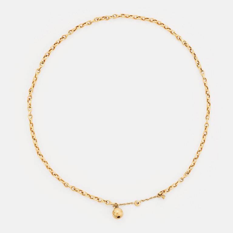 Ole Lynggaard collier med lås 18K guld.