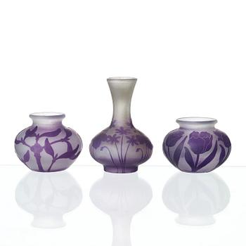 Karl Lindeberg, a set of three Art Nouveau cameo glass vases, Kosta.