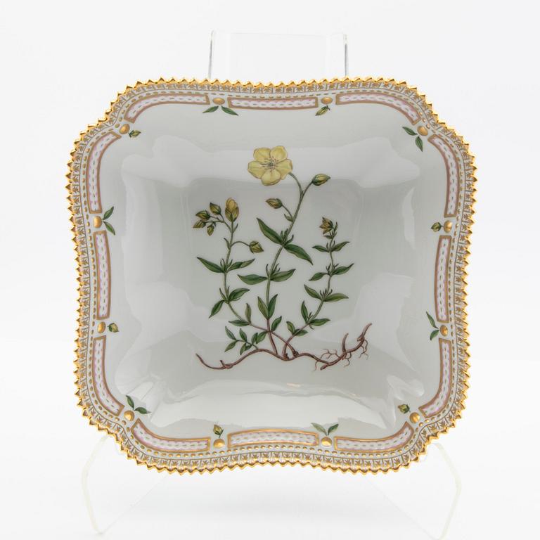 Fat Flora Danica Royal Copenhagen Denmark porcelain.