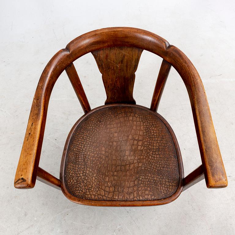 Karmstolar 4 st snarlika Thonet 1900-talets första hälft.