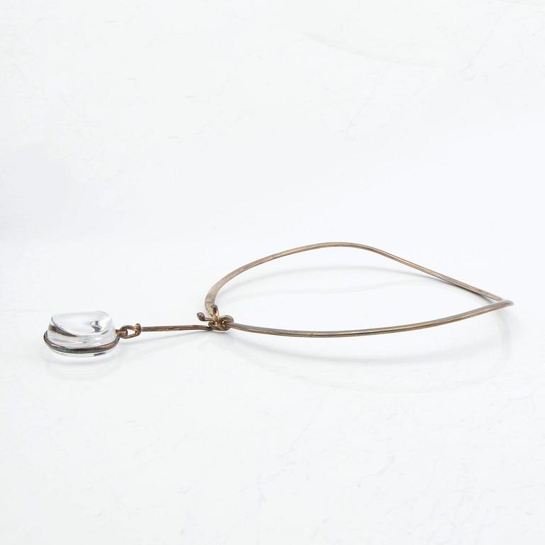 Vivianna Torun Bülow-Hübe, necklace, silver, with two pendants in rock crystal and onyx, by Georg Jensen.