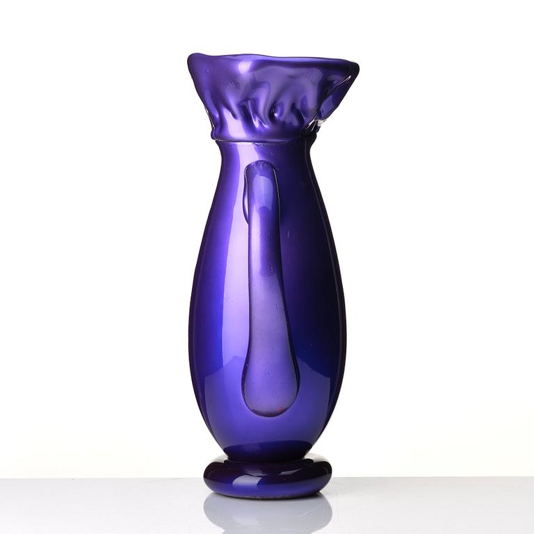 Fredrik Nielsen, a glass sculpture, 'Purple Pitcher', The Glass Factory, Boda, Sweden, 2009.