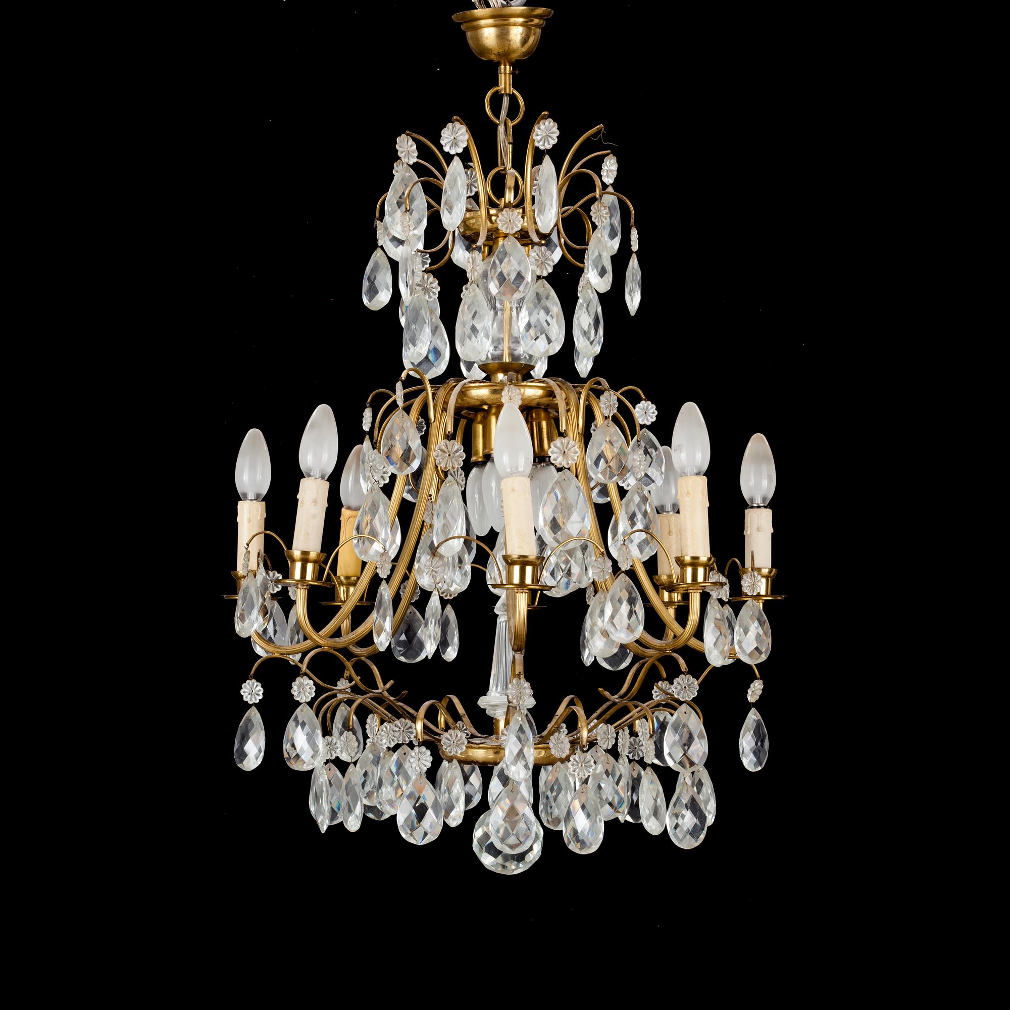 TAKKRONA, barockstil. 1900-tal.