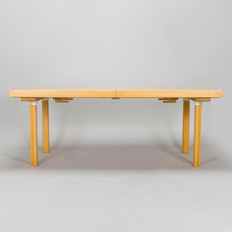 Alvar Aalto, matbord, mdell H94, 1900-talets slut.