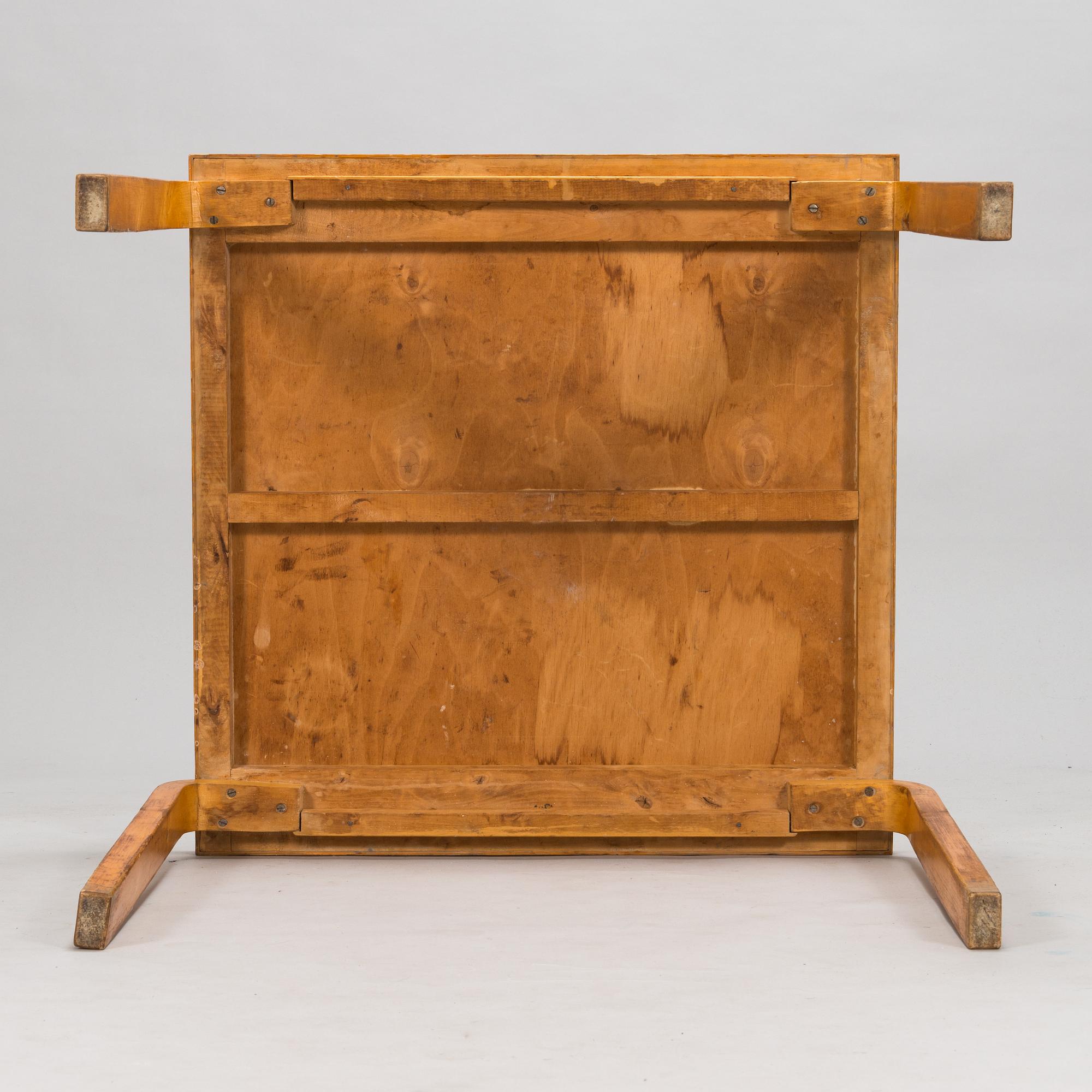 Alvar Aalto, Pöytä, Artek 1900-luvun puoliväli.