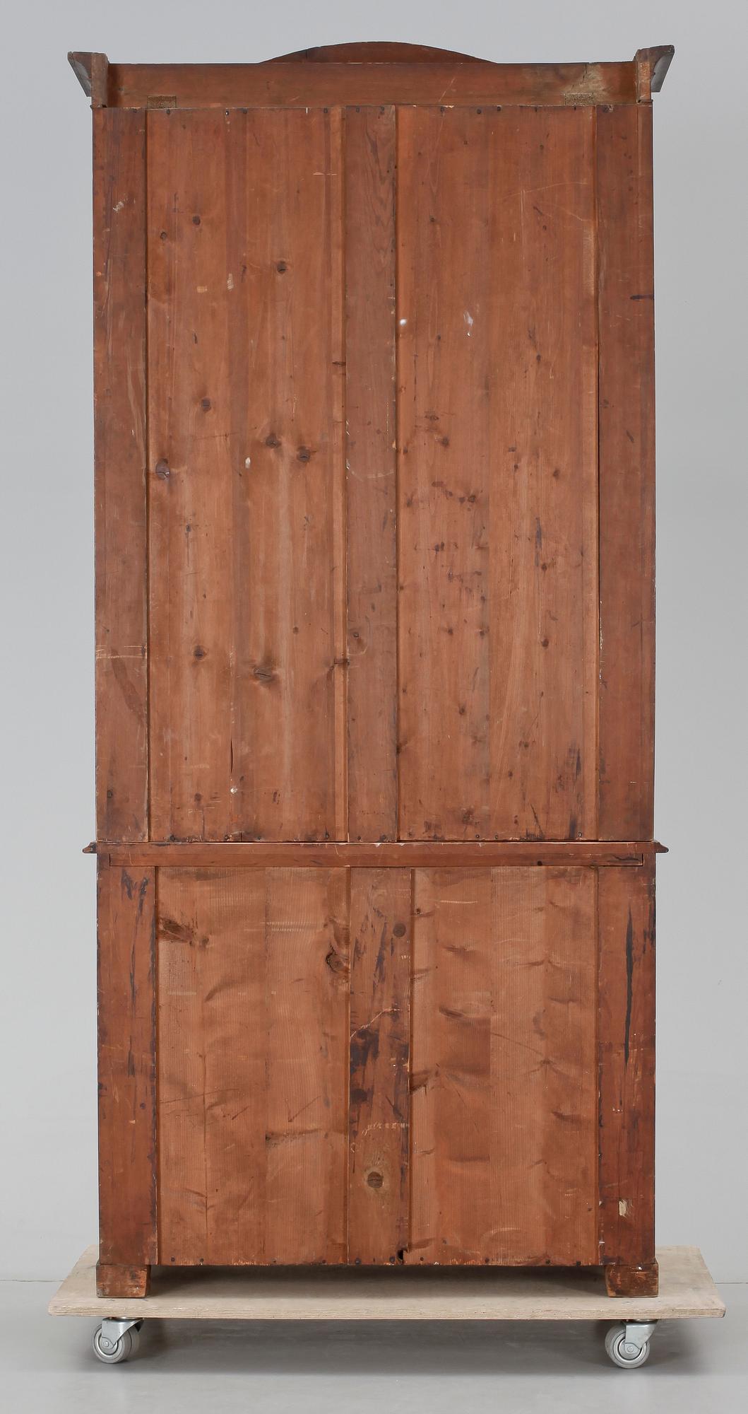 BOKSKÅP, nyrokoko, 1800-talets andra hälft.