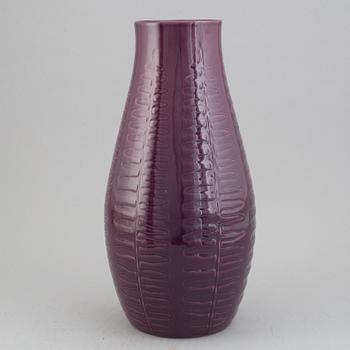 Bo Fajans ceramic vase.