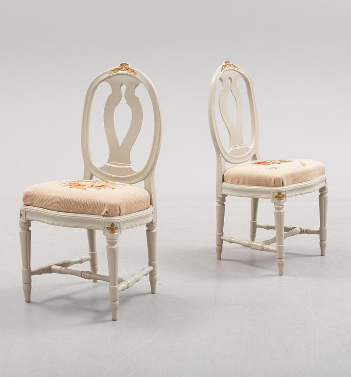 STOLAR, ett par, gustavianska, signerade EHOLM, Erik Holm (mästare i Stockholm 1779-1814).