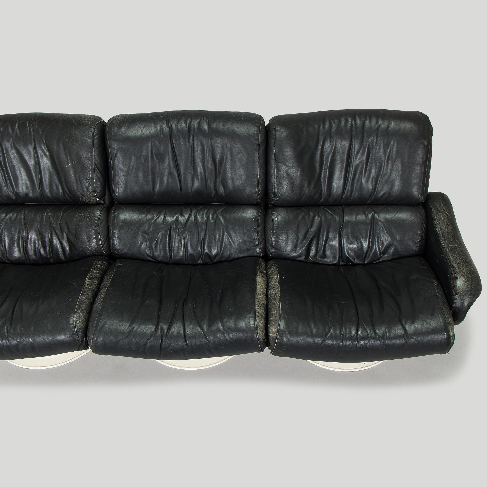 Yrjö Kukkapuro, sohva, "Saturnus", Haimi, 1980.