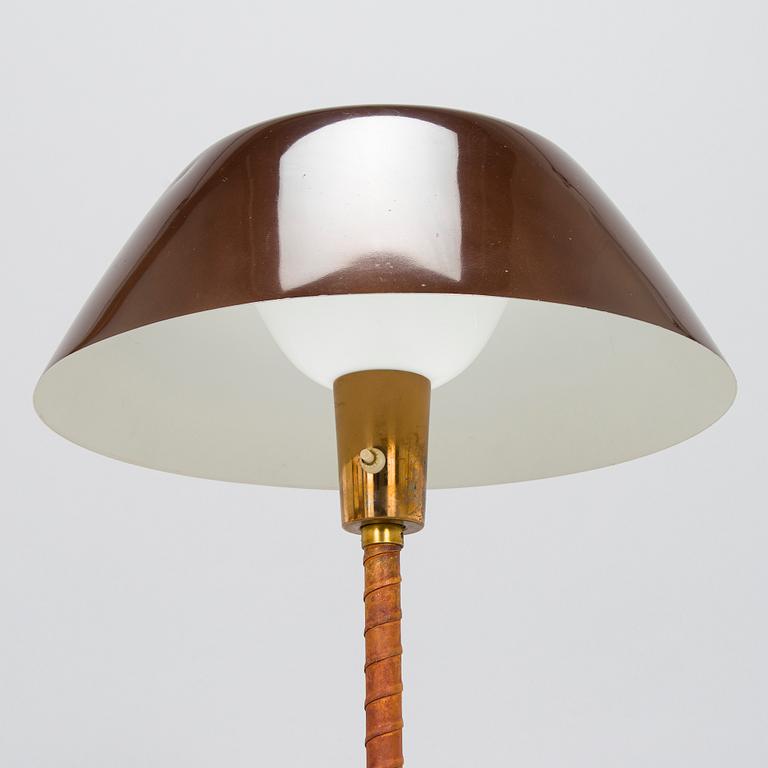 Lisa Johansson-Pape, a mid-20th century table lamp for Stockmann Orno, Finland.