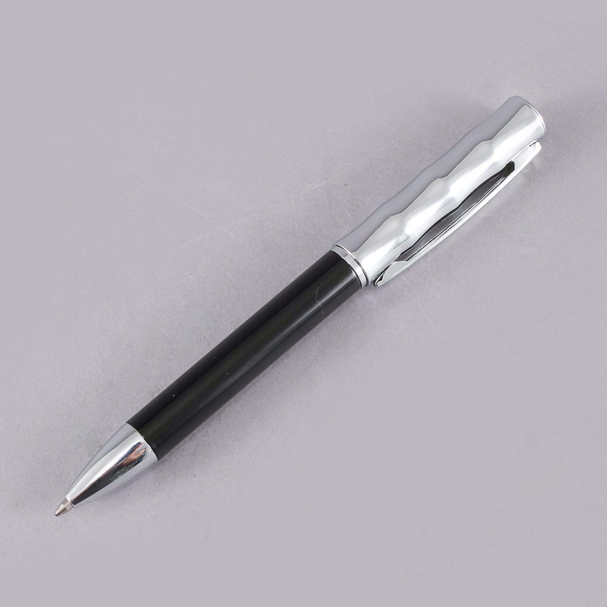 BLÄCKPENNA, Pierre Cardin.