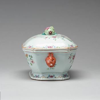 A famille rose 'double peacock' tureen with cover and stand, Qing dynasty, Qianlong (1736-1795).