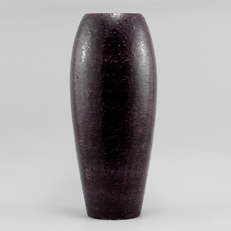 VAS, stengods, Ingrid Atterberg, Upsala Ekeby, 1900-talets tredje kvartal.