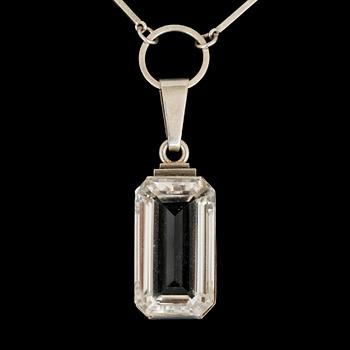 A Wiwen Nilsson sterling and rock crystal pendant with chain, Lund 1947.