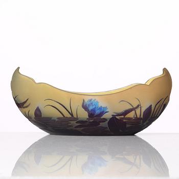 Emile Gallé, an Art Nouveau cameo glass bowl, Nancy, France.