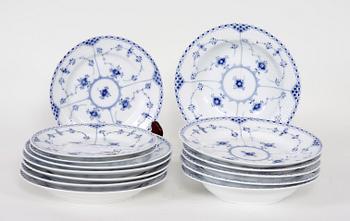 TALLRIKAR, 11 st, porslin, Musselmalet, Kongl Dansk.