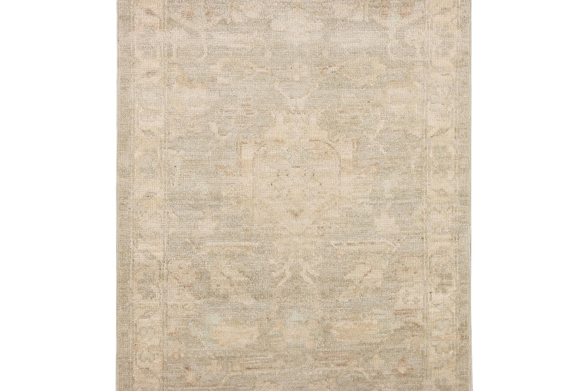 An Ushak runnercarpet, c. 295 x 87 cm.