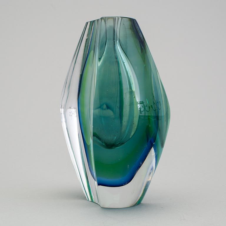 MONA MORALES-SCHILDT, glass vase, "Ventana", Kosta, ca 1960.