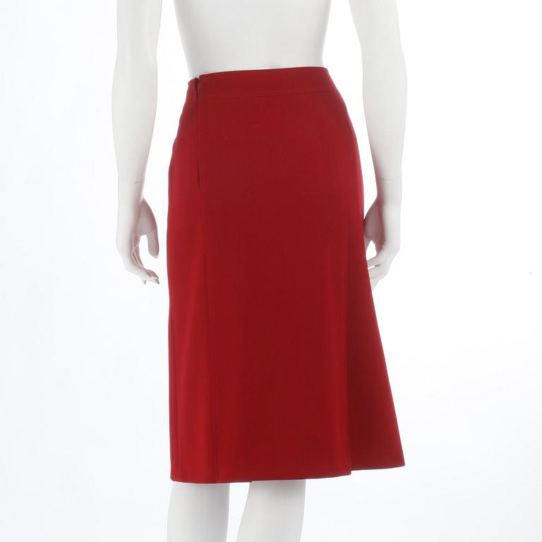 CÉLINE, a red woolblend skirt, size 46.