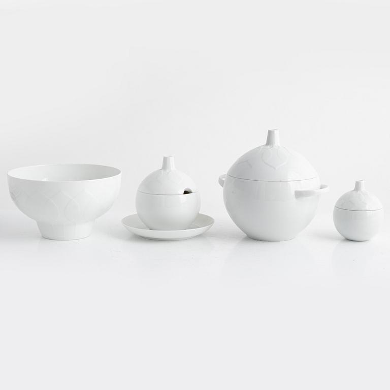 Björn Wiinblad, a 72-piece porcelain dinner service, "Lotus", Rosenthal, Germany.