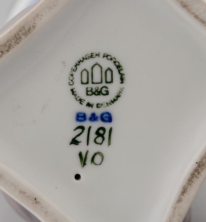 FIGURER, 4 st, porslin, Bing & Gröndahl.