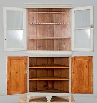 HÖRNSKÅP, 1800-tal.