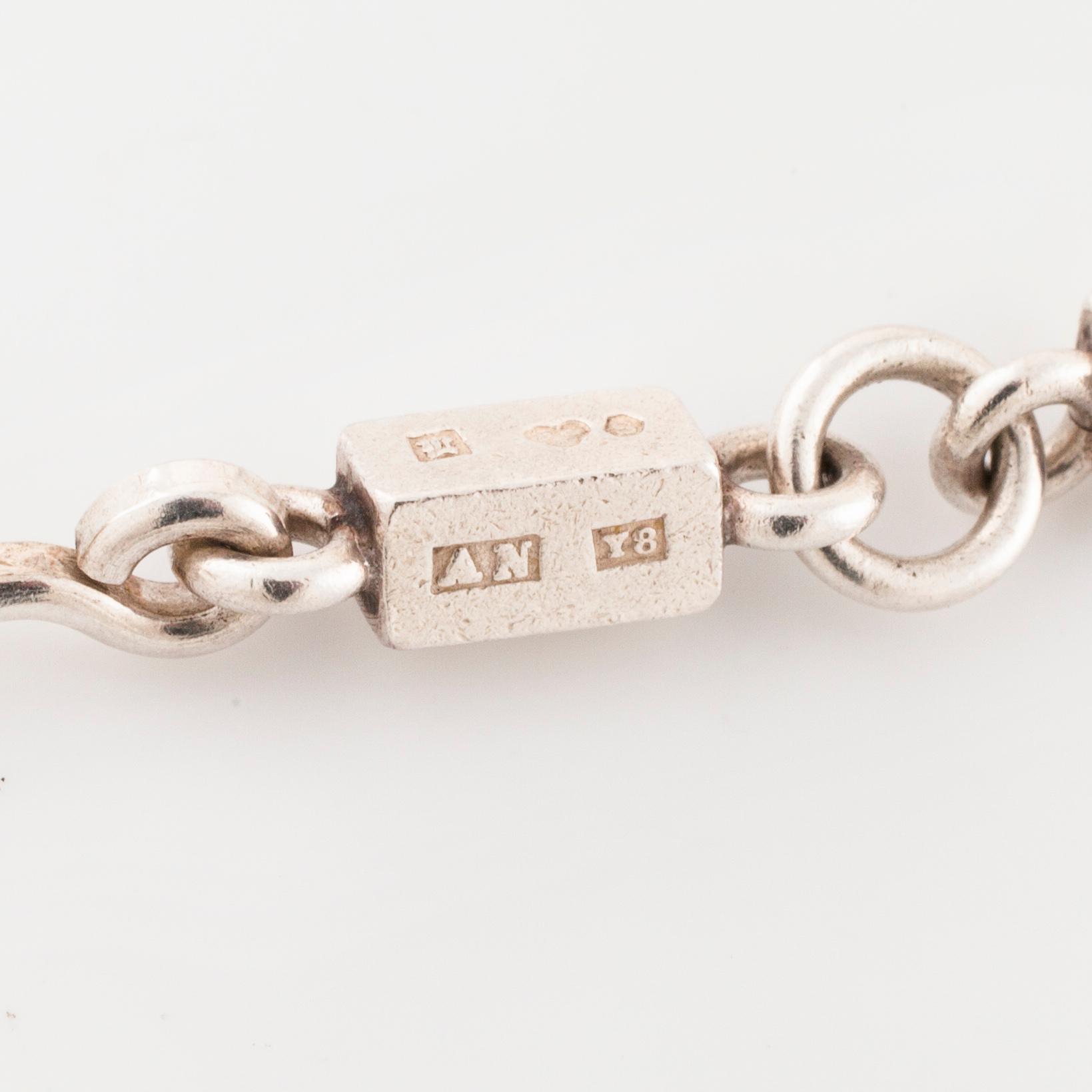 WIWEN NILSSON, Lund, 1949, ett halsband.