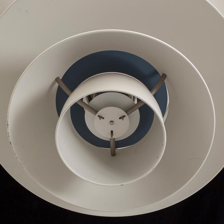 A ONE- LIGHT CEILING LAMP, "Charlottenburg", Poul Henningsen for Louis Poulsen.