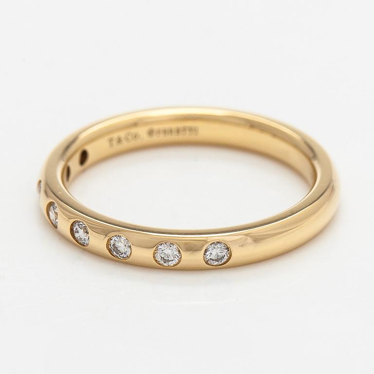 Tiffany & Co, !8 K gold stacking band ring, brilliant-cut diamonds, Peretti.