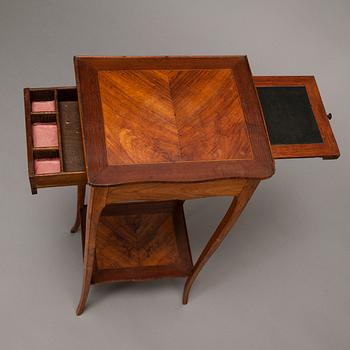 A LADIES' WRITING DESK.