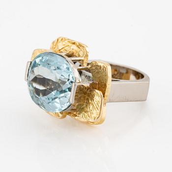 Claës Giertta, a ring, 18K gold and white gold with aquamarine, Stockholm 1970's.