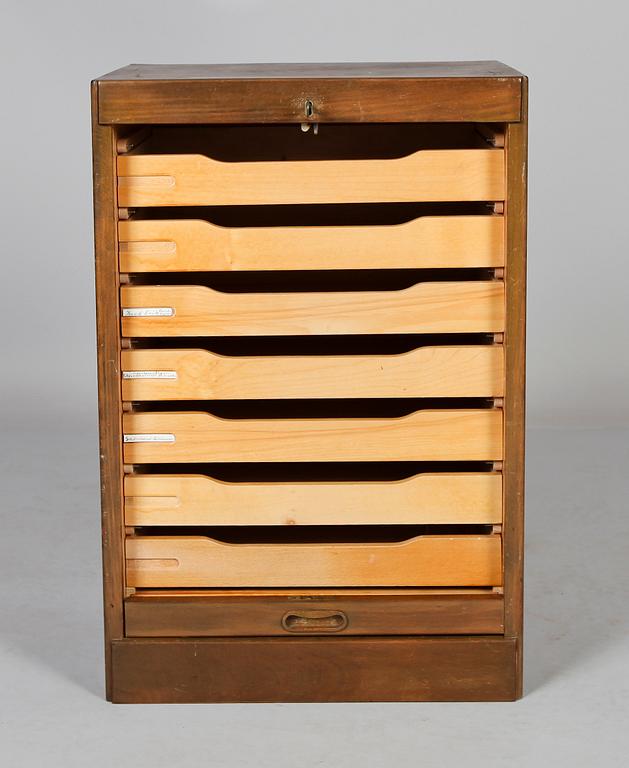 ARKIVSKÅP, 1900-talets första hälft.