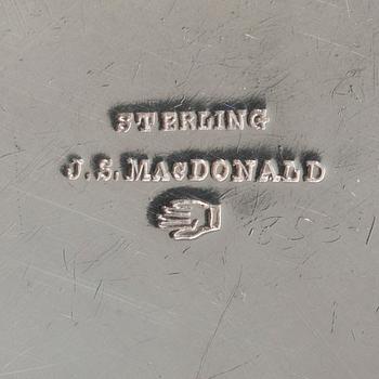 FLASKUNDERLAG, 925 silver. USA tidigt 1900-tal. Vikt 136 g.