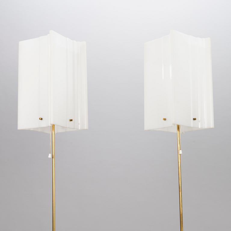 YKI NUMMI, a pair of 1960s '30-008' floorlamps for Orno. Finland.