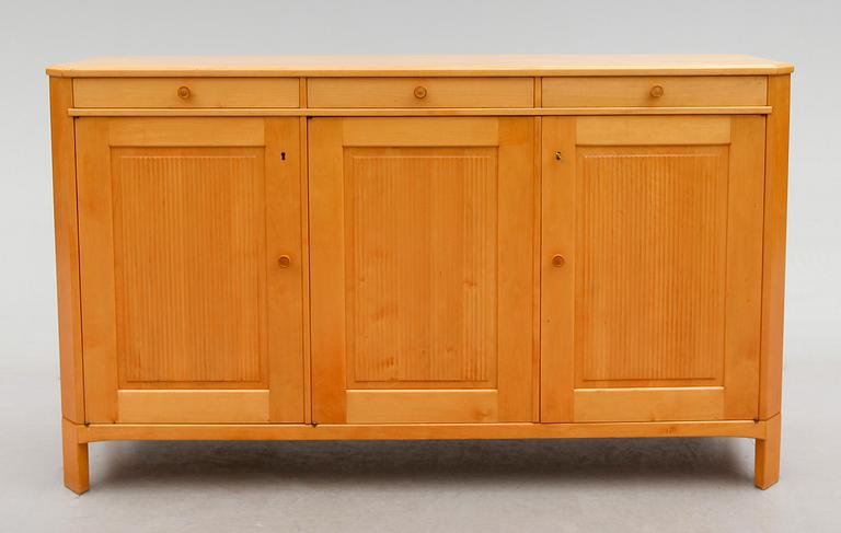 SIDEBOARD, Carl Malmsten, Waggeryds, 1900-talets andra hälft.