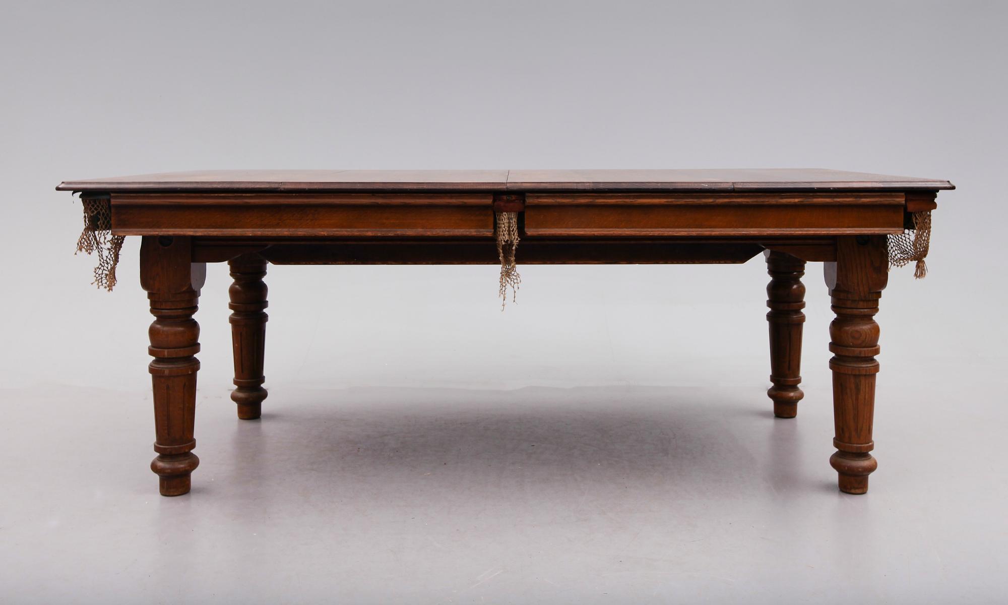 CARAMBOLEBORD / MATBORD, England, 1900-talets första hälft.