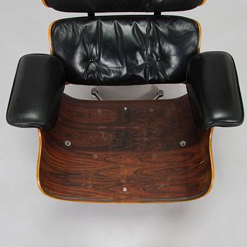 Charles & Ray Eames, 'Lounge chair' and ottoman, licensed by Mobilier International France, 1977.