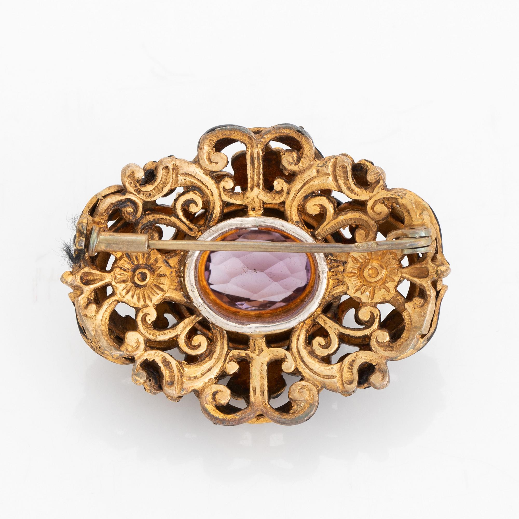 Amethyst and seed pearl brooch.