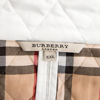 TAKKI, Burberry, koko XXL.