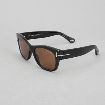 SOLGLASÖGON, ett par, Tom Ford.