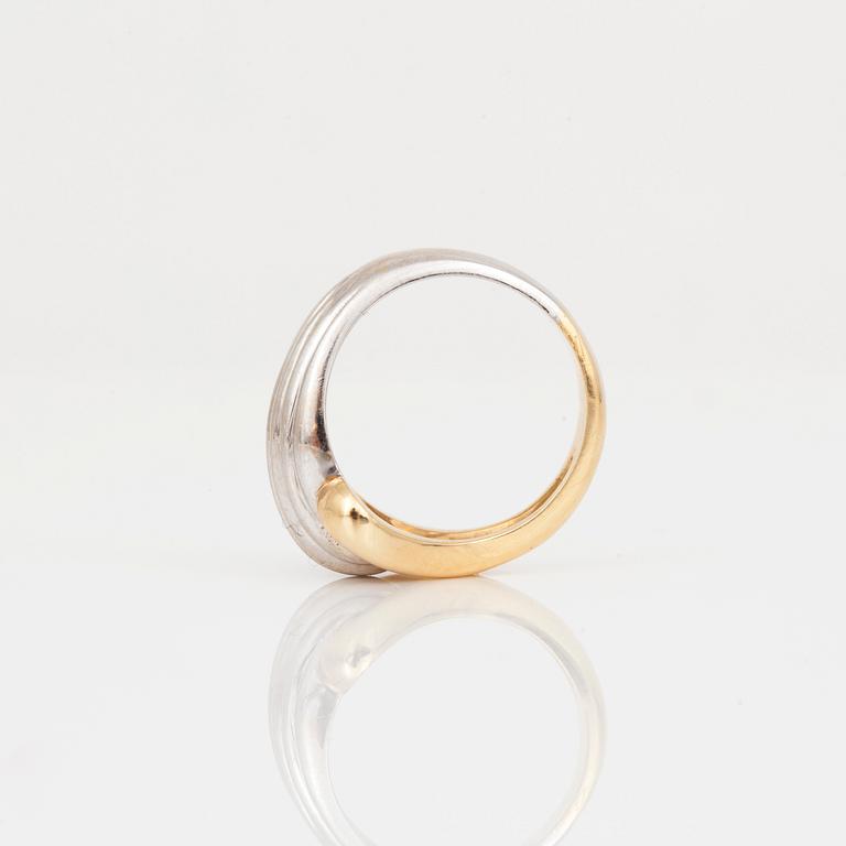 RING, 18K guld och vitguld, Sterling, Brasilien. Total vikt ca 5,29 g.