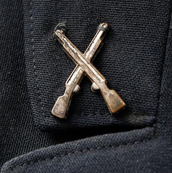 UNIFORMSJACKOR, 2 st, Sverige, artilleriregemente, 1948.