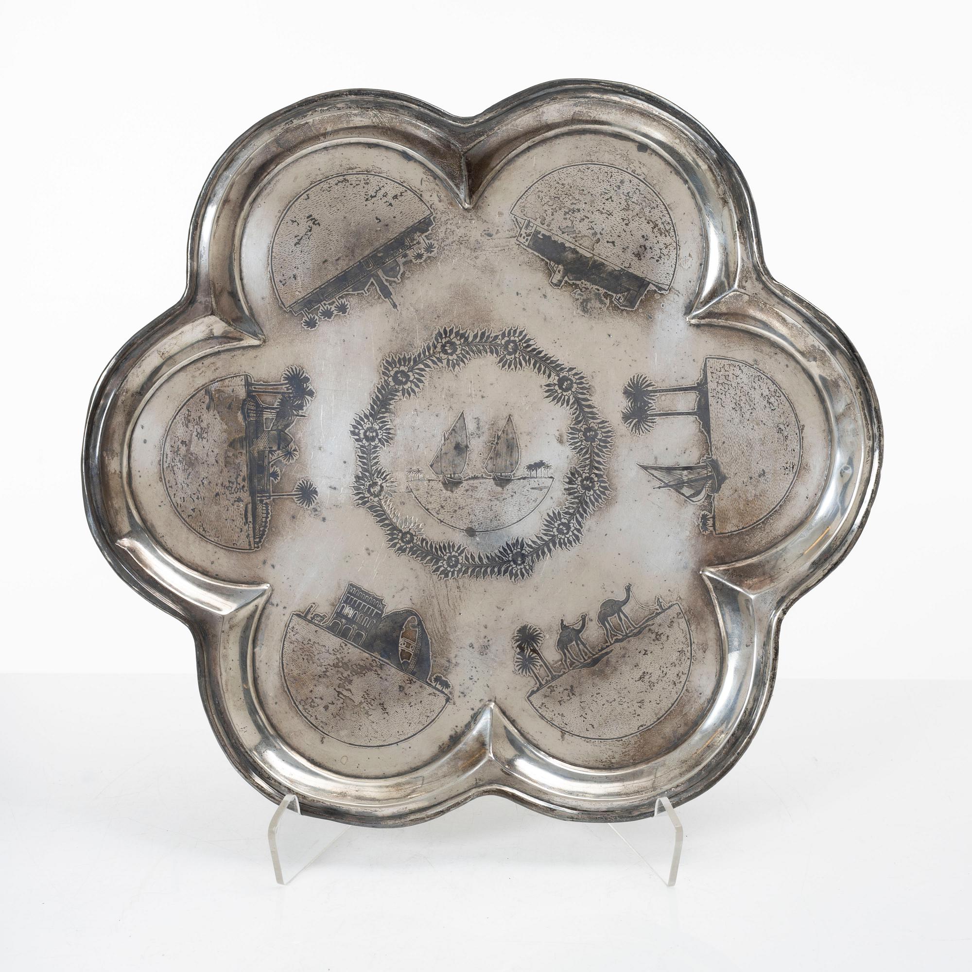 Tray and sugar bowl, silver, Iraq, first half of the 20th century.