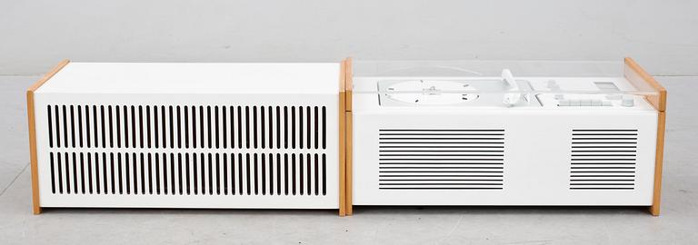 RADIOGRAMMOFON med HÖGTALARE, "SK4", formgiven av Hans Gugelot & Dieter Rams för Braun AG, Tyskland 1956.