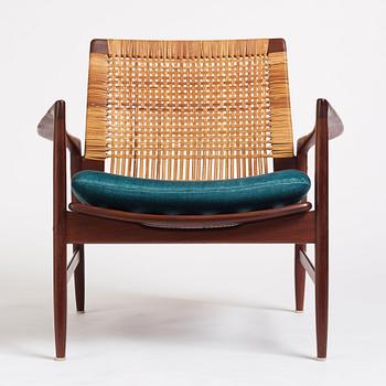 Ib Kofod-Larsen, an 'Åre' easy chair, nr 809, Olof Persons Fåtöljindustri (OPE), Sweden, 1950-1960s.